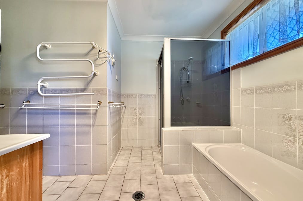 8 Armstrong Street, Parkes, NSW, 2870 - Image 10