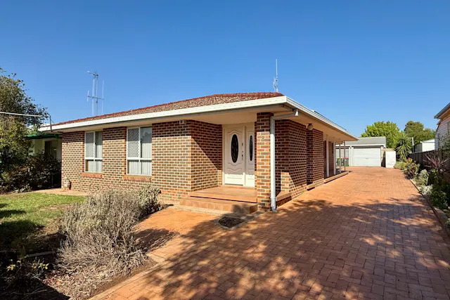 8 Armstrong Street — photo from Elders Real Estate Parkes