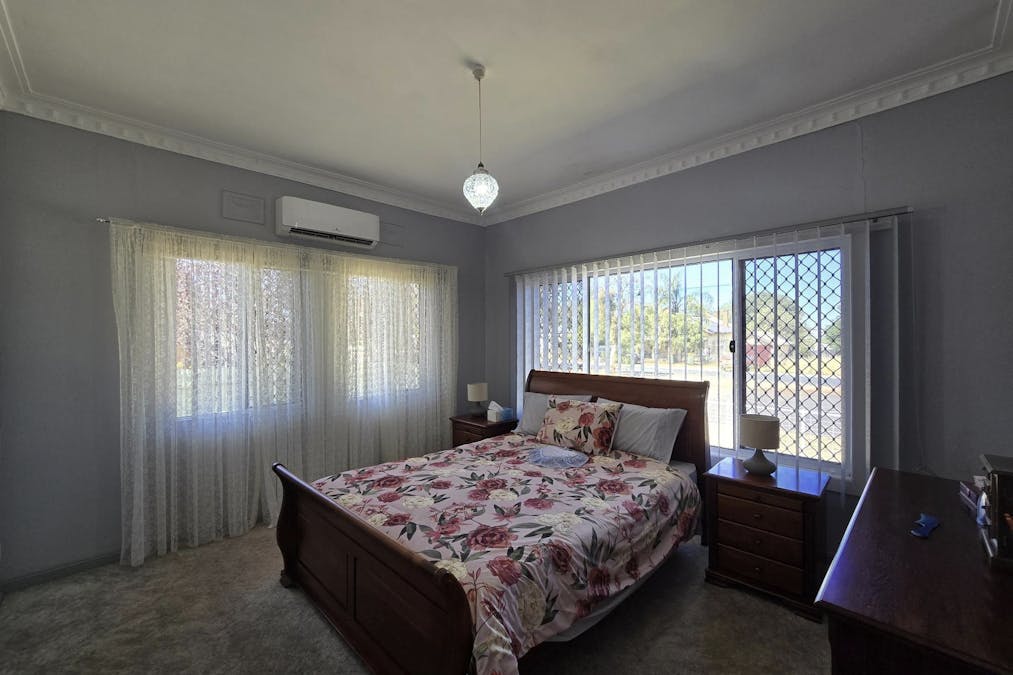 51 Boori Street, Peak Hill, NSW, 2869 - Image 11