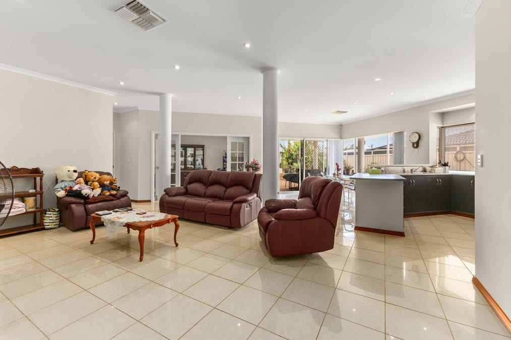 36 Forum Way, East Bunbury, WA, 6230 - Image 2