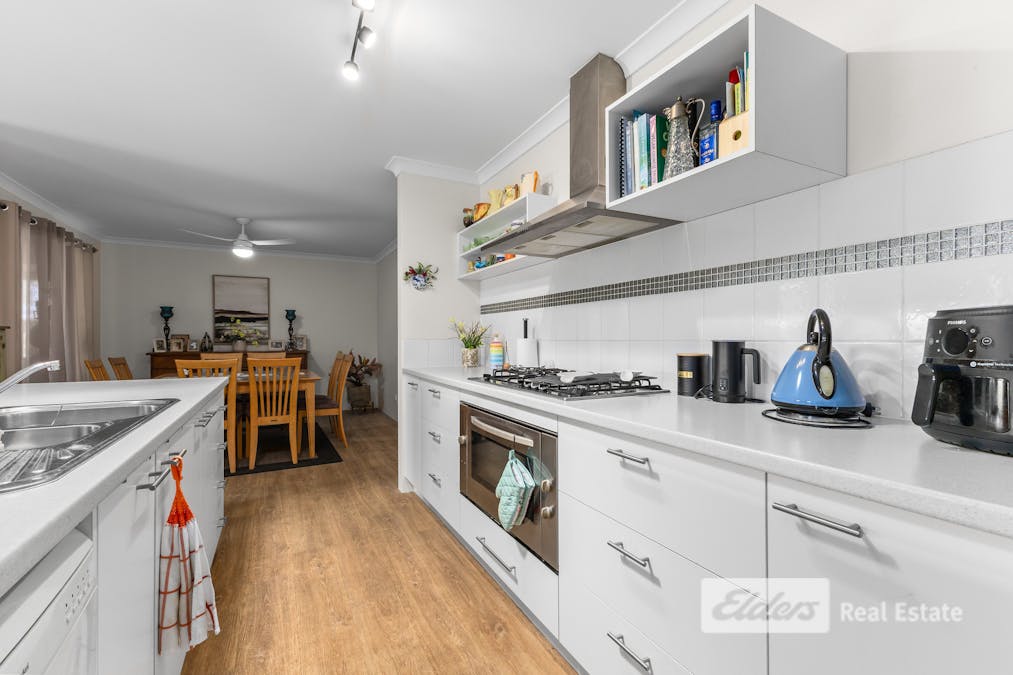 78 Barnes Avenue, Australind, WA, 6233 - Image 15