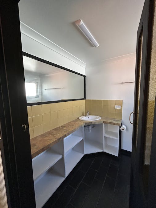 5 Cross Street, Hamilton, VIC, 3300 - Image 7