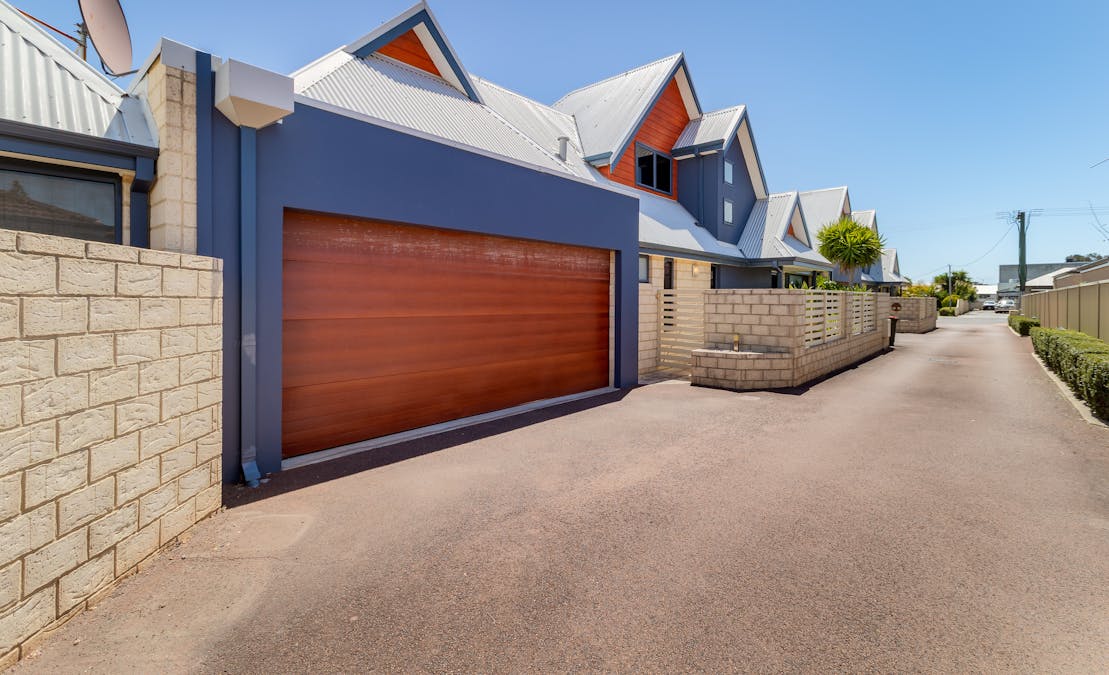2/106 Forrest Avenue, South Bunbury, WA, 6230 - Image 1