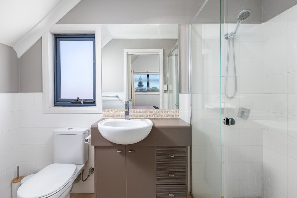 2/106 Forrest Avenue, South Bunbury, WA, 6230 - Image 13