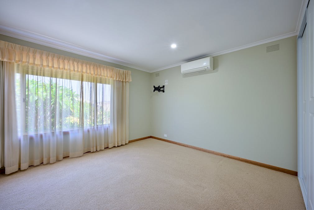 9 Constable Place, Whyalla Norrie, SA, 5608 - Image 11