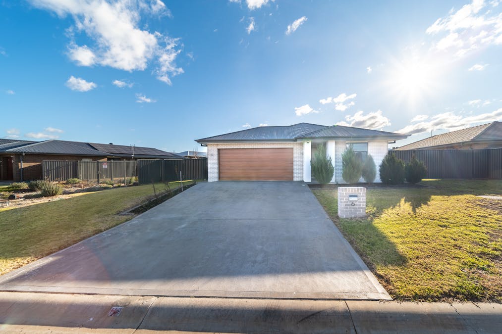 6 Bradford Circuit, Dubbo, NSW, 2830 - Image 1