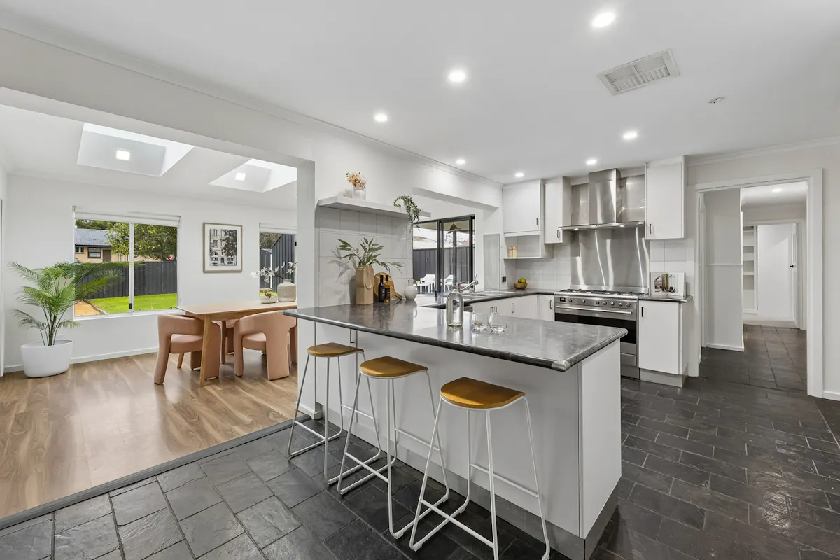 73 Wheatsheaf Road — photo 6 of 29