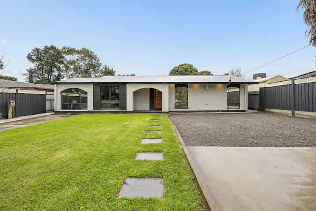 73 Wheatsheaf Road — photo from Elders Real Estate Barossa