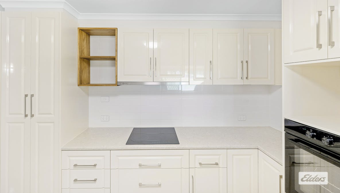 8 Waratah Street, Kin Kora, QLD, 4680 - Image 9