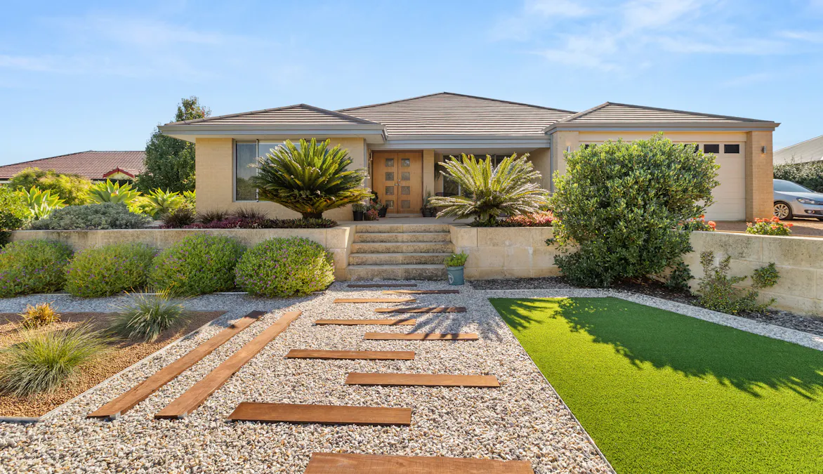 14 Shier Rise, Burekup, WA, 6227 - Image 1