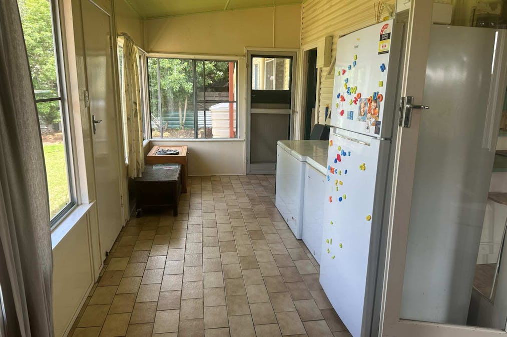 31 Bligh Street, Dalby, QLD, 4405 - Image 9