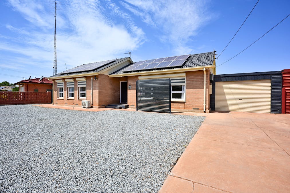 83 Flinders Avenue, Whyalla Stuart, SA, 5608 - Image 2