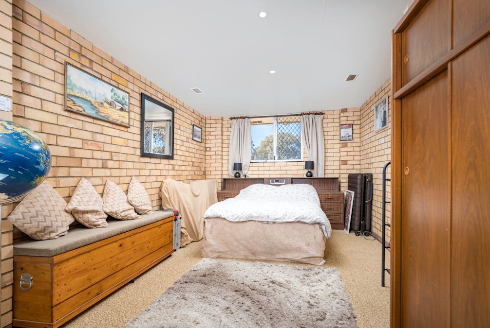 13 Alexander Drive, Glenfield, WA, 6532 - Image 16