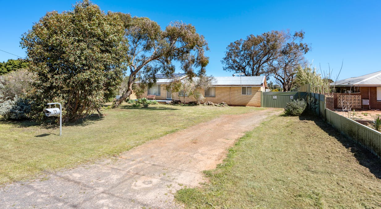 13 Alexander Drive, Glenfield, WA, 6532 - Image 5