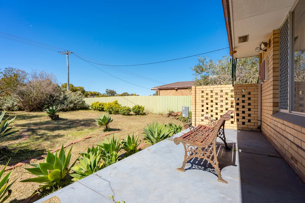 13 Alexander Drive, Glenfield, WA, 6532 - Image 9