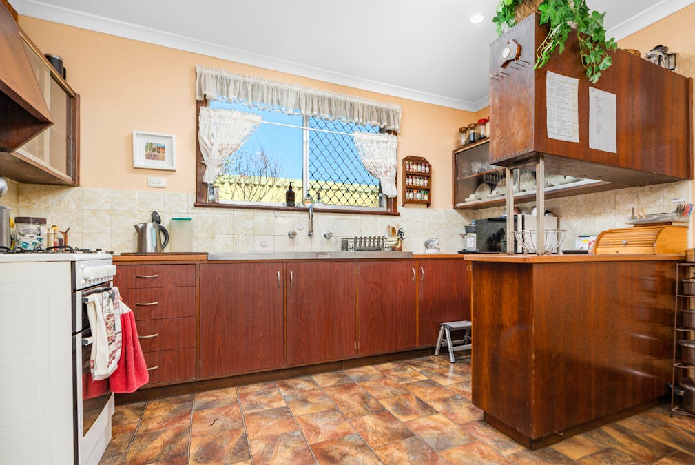 13 Alexander Drive, Glenfield, WA, 6532 - Image 14