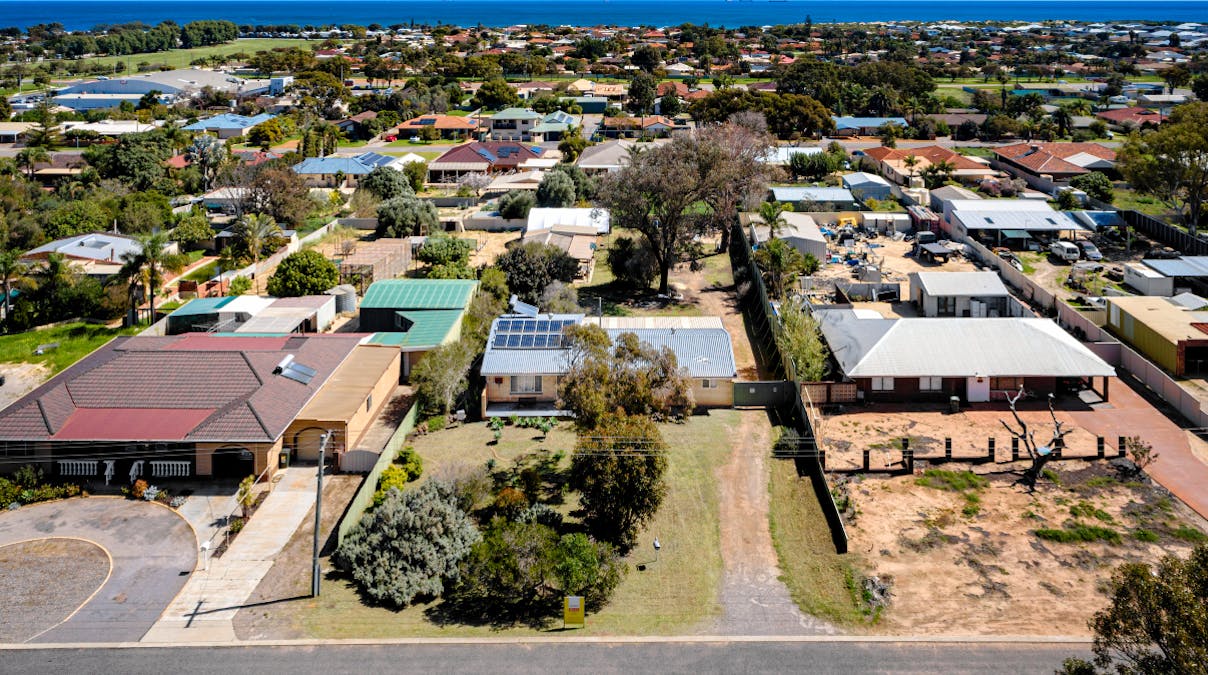 13 Alexander Drive, Glenfield, WA, 6532 - Image 27