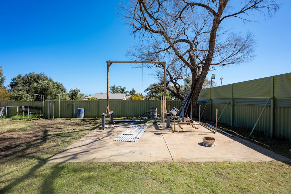 13 Alexander Drive, Glenfield, WA, 6532 - Image 22