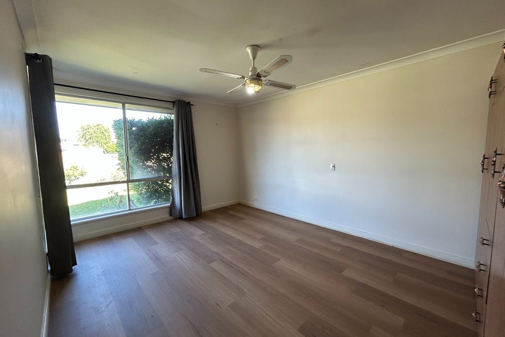 13 Mayne Way, Australind, WA, 6233 - Image 3