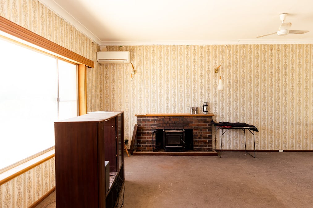 1 Harling Street, Merredin, WA, 6415 - Image 8