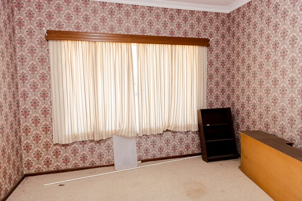 1 Harling Street, Merredin, WA, 6415 - Image 13