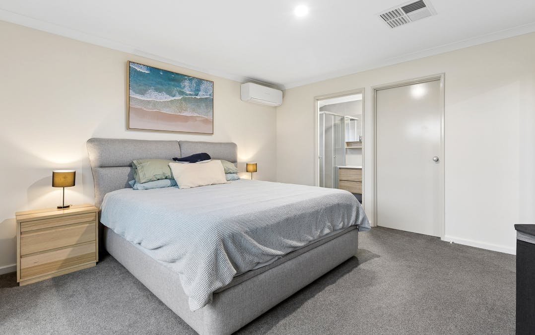 37 Pamplona Boulevard, Port Kennedy, WA, 6172 - Image 11