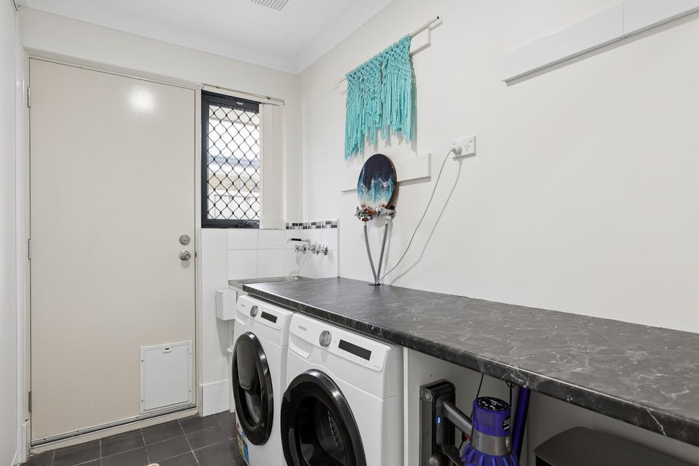 37 Pamplona Boulevard, Port Kennedy, WA, 6172 - Image 20