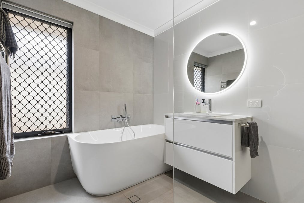 37 Pamplona Boulevard, Port Kennedy, WA, 6172 - Image 17