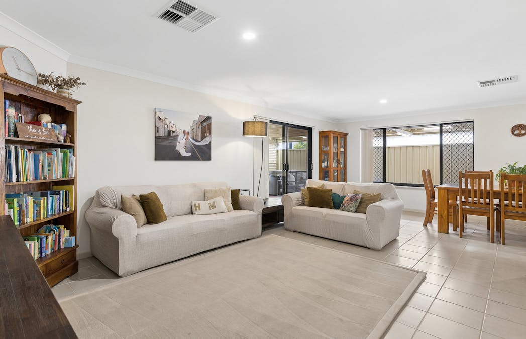 37 Pamplona Boulevard, Port Kennedy, WA, 6172 - Image 7