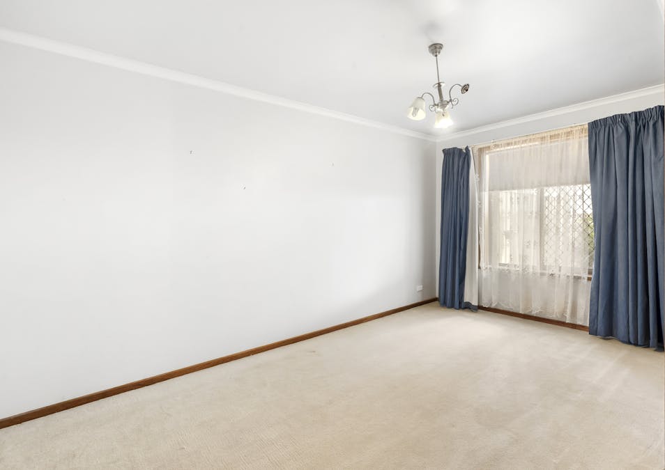 46 Sturt Street, Loxton, SA, 5333 - Image 6