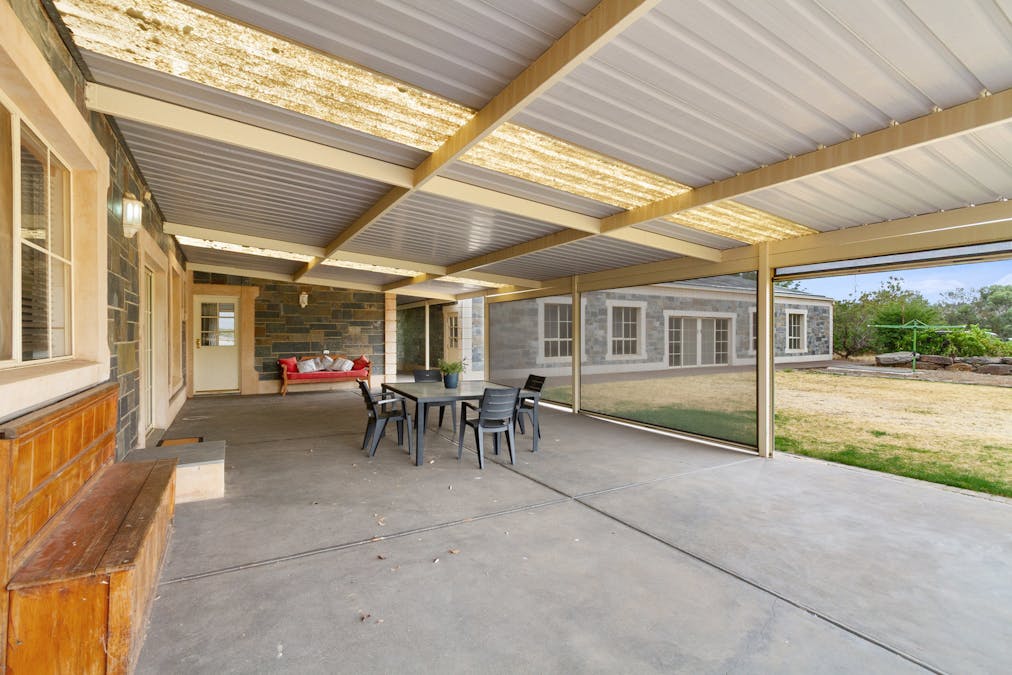 8 New Road, Clare, SA, 5453 - Image 21