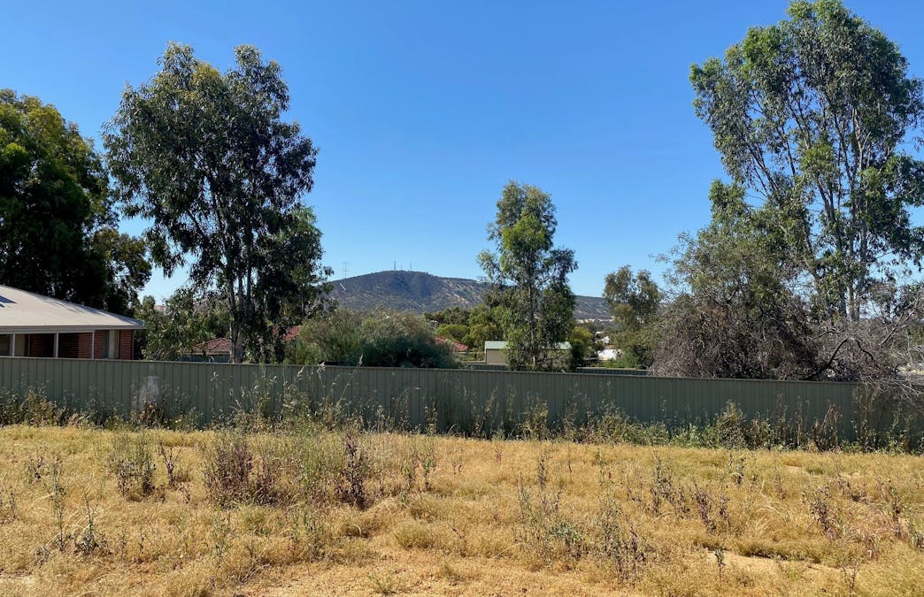 22  Alfred Street, York, WA, 6302 - Image 4