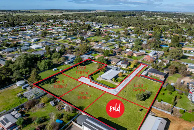 2, 4, 5 &/7 Fordham Avenue — photo from Elders Real Estate Naracoorte