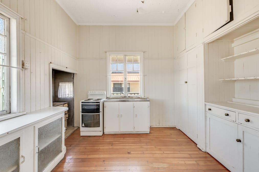 24 Payne Street, Wilsonton, QLD, 4350 - Image 5