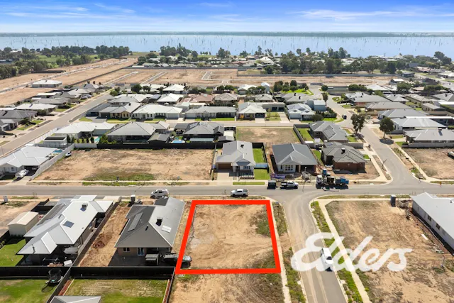 15 Woodlands Drive — photo from Elders Real Estate Yarrawonga