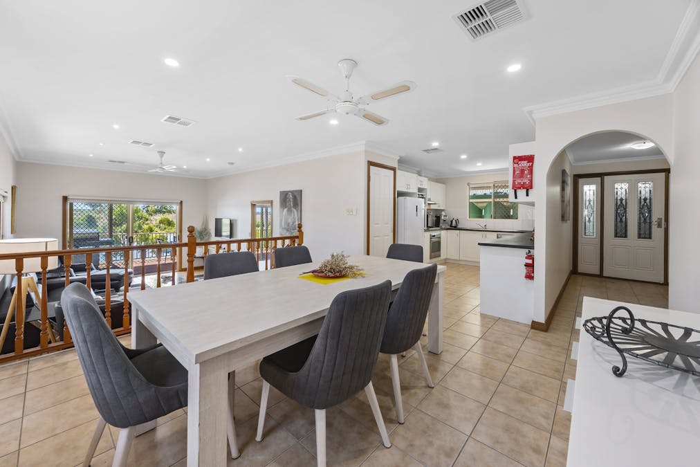 124 Sandpiper Road, Wellington East, SA, 5259 - Image 2