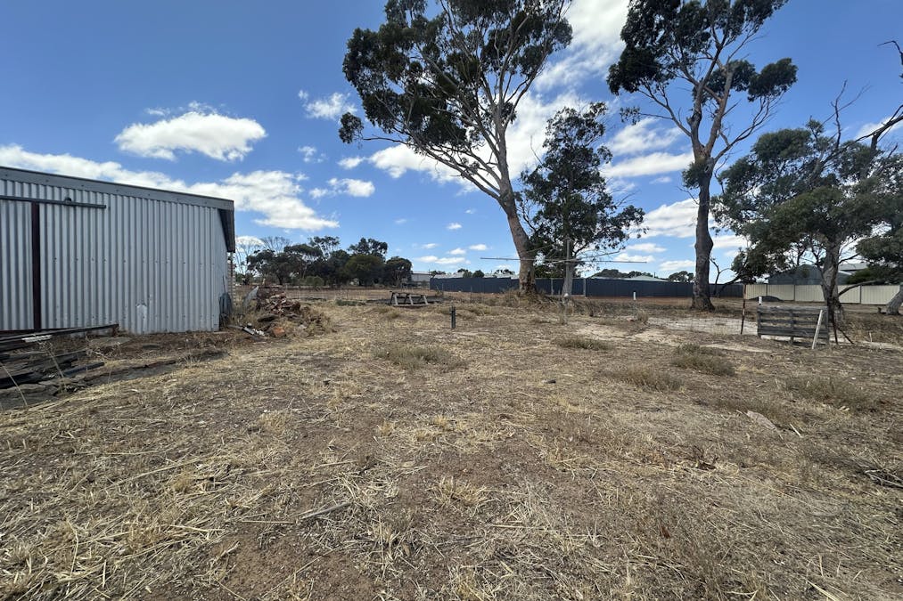 64 Taylor Street, Dumbleyung, WA, 6350 - Image 23