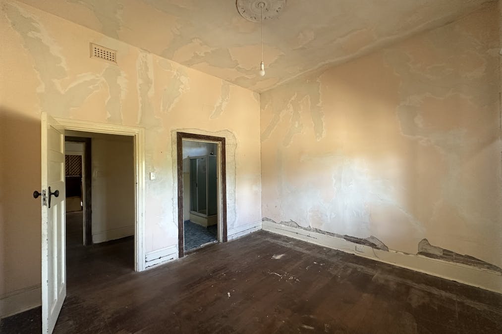 64 Taylor Street, Dumbleyung, WA, 6350 - Image 13