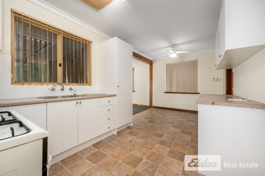 10 Chapman Road, Calista, WA, 6167 - Image 7