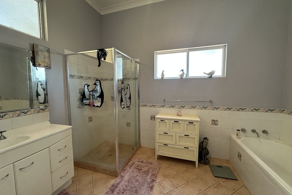 40  Tavistock Street, Wagin, WA, 6315 - Image 20