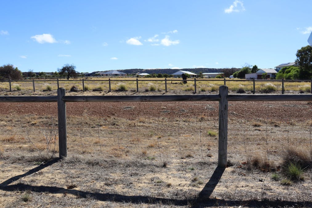 304 Eliza Shaw Drive, White Peak, WA, 6532 - Image 9