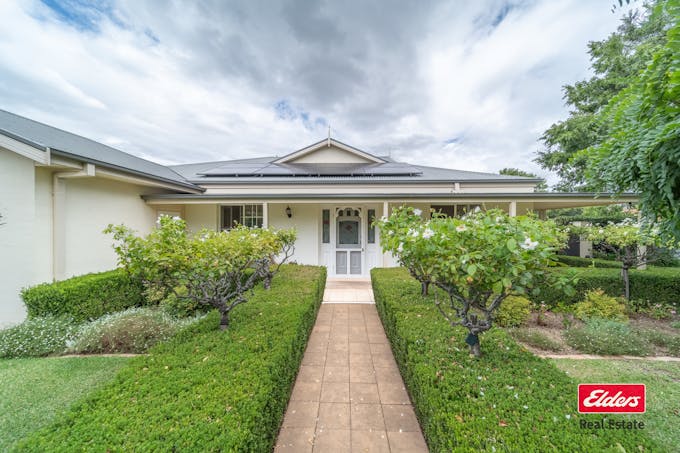 15 Carnoustie Drive, Dubbo, NSW, 2830 - Image 1