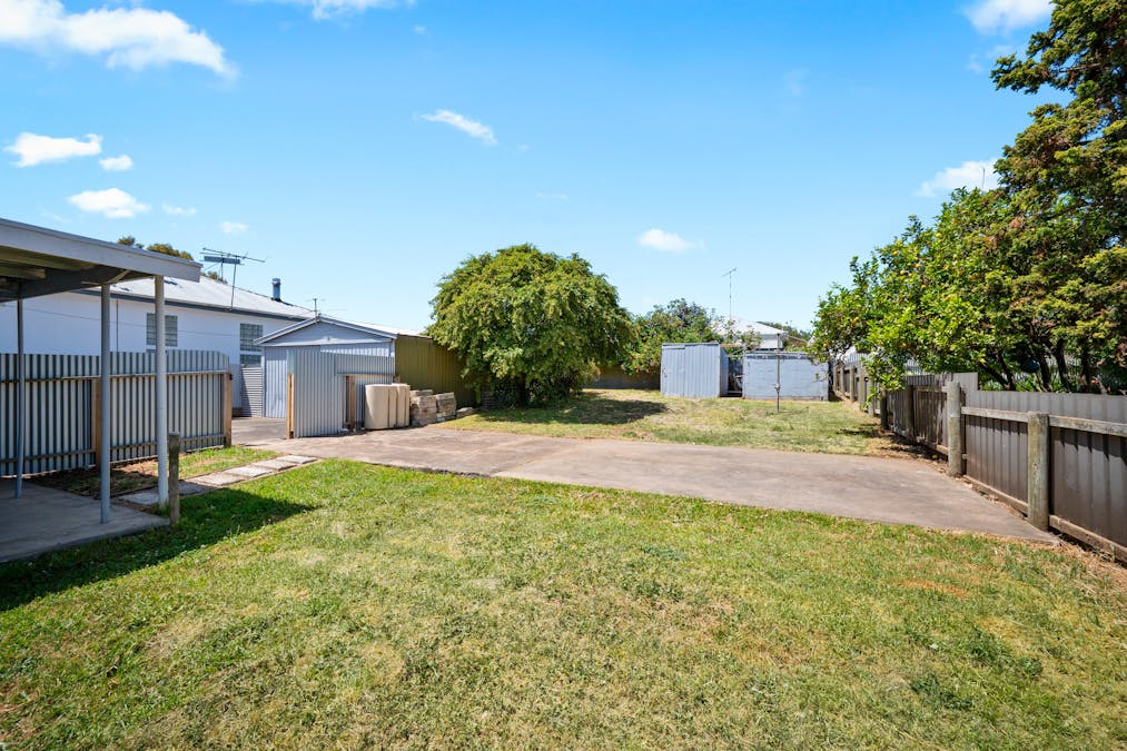 12 Chauvel Street, Mount Gambier, SA, 5290 - Image 10