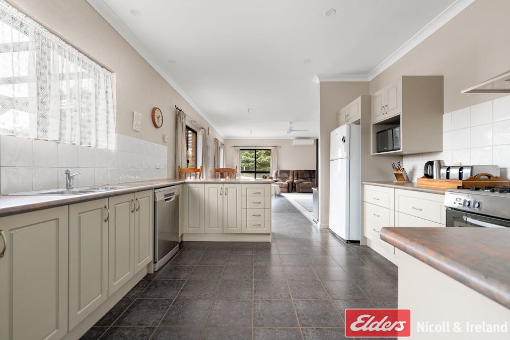27 Saint Johns Road, Georges Plains, NSW, 2795 - Image 6