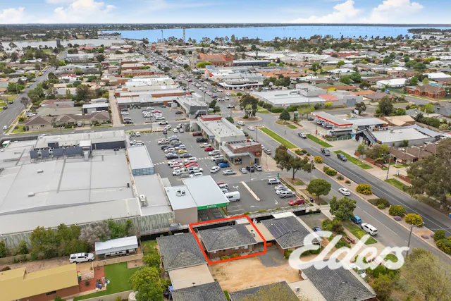 2/167 Belmore Street — photo from Elders Real Estate Yarrawonga