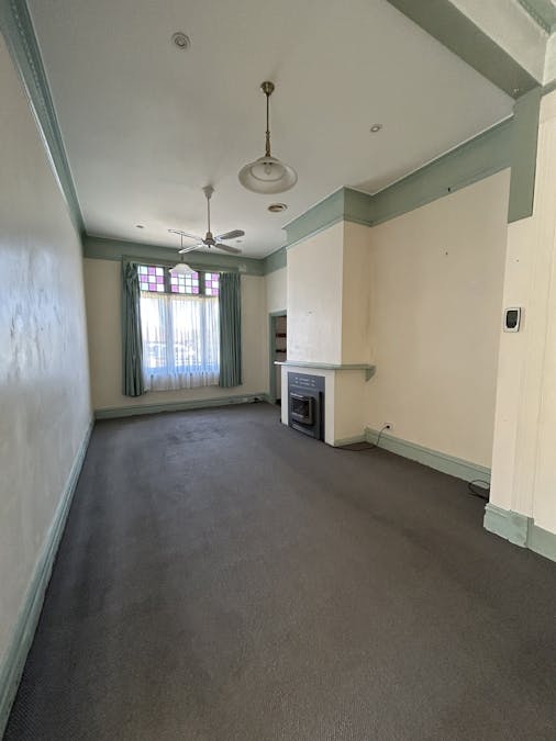 28 Stephen Street, Hamilton, VIC, 3300 - Image 3