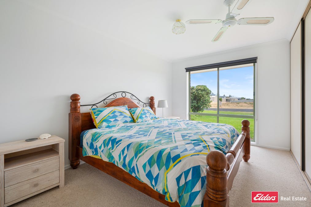 2 Seaview Drive, Kingston Se, SA, 5275 - Image 12