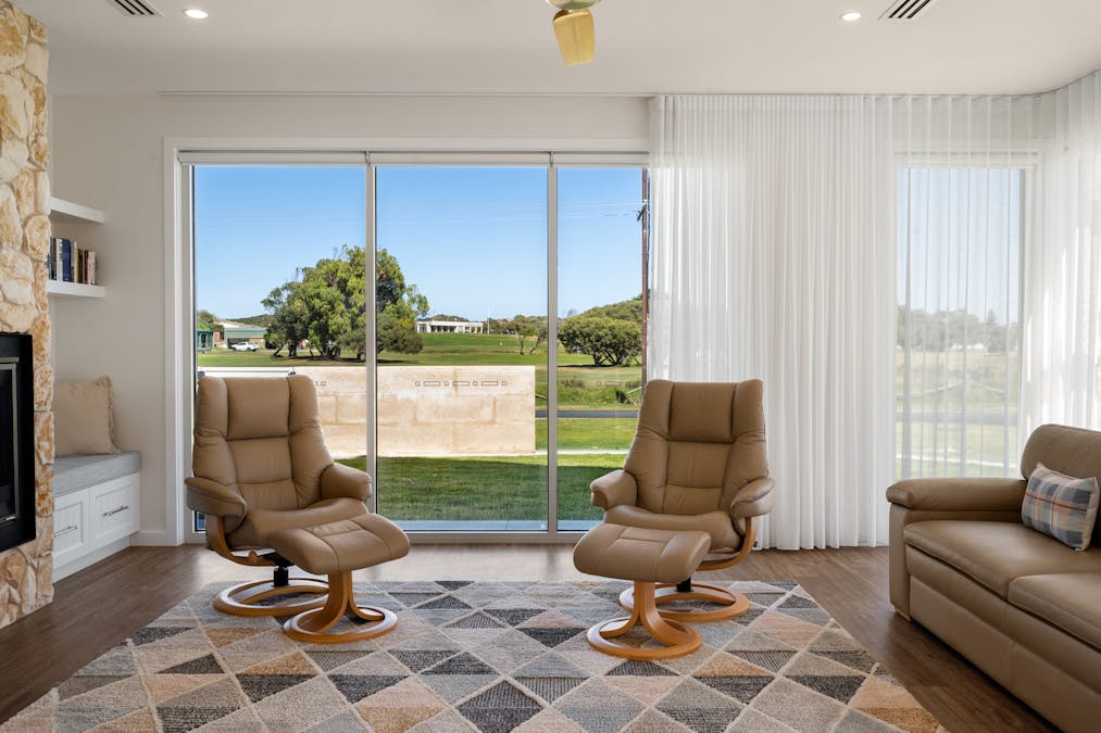 43 Davenport Street, Robe, SA, 5276 - Image 15