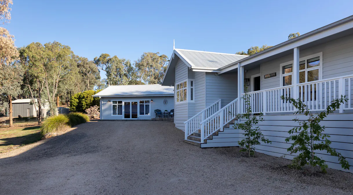 16 Bankers Rise, Mountain Bay, VIC, 3723 - Image 5