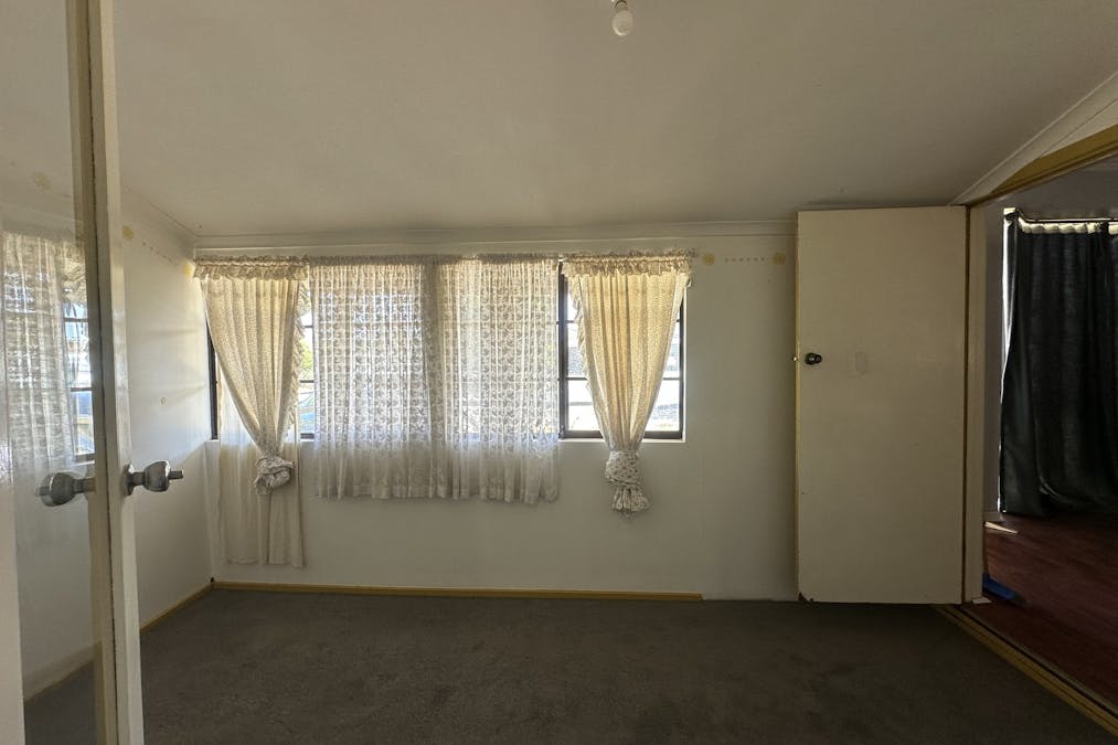 18 Braeside Road, Katanning, WA, 6317 - Image 12